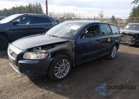 2011 Volvo V50 T5/T5 (Fleet Only)/T5 R-Design z USA, uszkodzony, nr VIN YV1672MW8B2615879